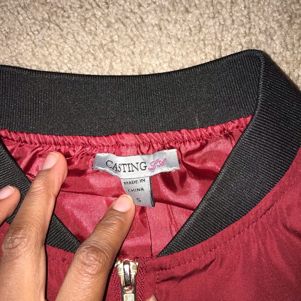red jacket - Picture 3 of 4
